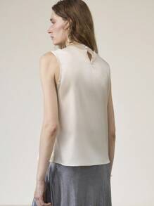 Uhlyne 女式不对称设计无袖露背衬衫，简约法式风格 - 米色 - 查看 2