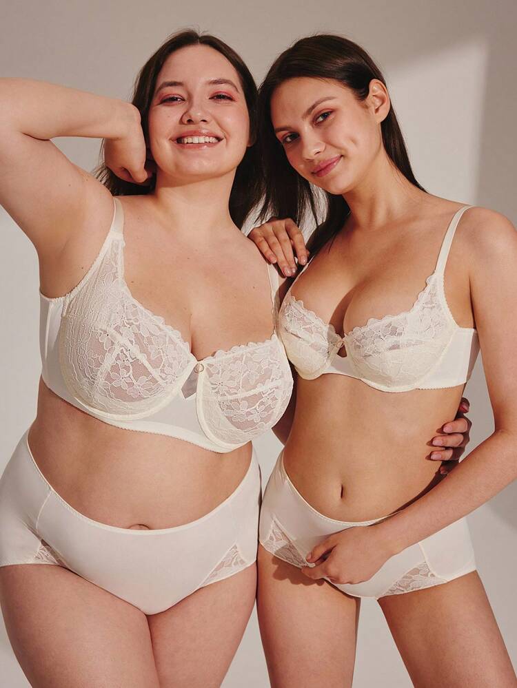 Plus Full Coverage Lace Mesh Bra