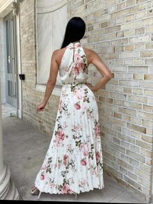 Carolina Barros Sleeveless V-Neck Flare Hem Printed Elegant Romantic Dress For Women, Multi-Color - Multicolor - View 2