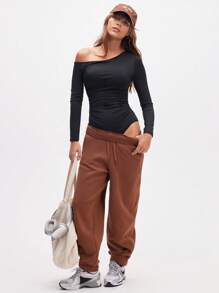 Eassivo Eassivo 女式纯色露肩长袖修身高弹力褶饰舒适连体裤 - 黑色 - 查看 5