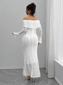 Momance White Lace Off-Shoulder Fitted Midi Maternity Dress