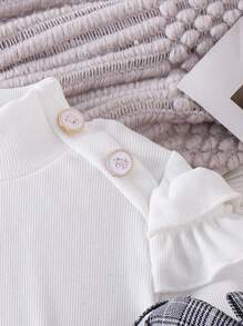 SHEIN 2pcs Young Girls Knitted Ivory Stand Collar Long Sleeve Frill Trim Rose Button Blouse & Plaid Khaki Pants Set, Elegant Commuter Fashion Outfit For Autumn/Winter Girls Plaid Set Girls Checkered Outfit Two Pieces Kids Set Plaid Girl Plaid Pants Set Toddler Girl Plaid Outfit - Grey - View 7