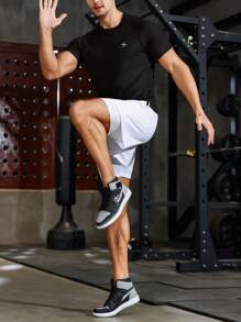 Manfinity Fitness Men Round Neck Graphic Print Short Sleeve Top And Solid Color Drawstring Shorts Sports Suit Workout Set Workout Setsmen Shorts Set Basketball Jersey Men