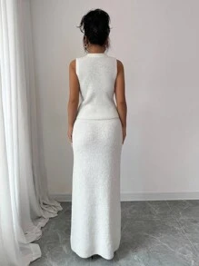 Elenzga 2pcs/Set Women Autumn/Winter Ivory Fancy Yarn Minimalist High-End Sleeveless Vest + Bodycon Maxi Skirt Knitted Sweater
