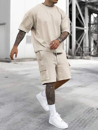 Manfinity Homme 2pcs Men's Plain Crew Neck Short Sleeve T-Shirt And Pocketed Shorts Set