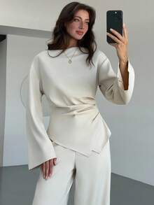 Aloruh 极简杏色办公室套装：女式褶皱喇叭袖衬衫 + 超长直筒阔腿裤 - 杏色 - 查看 2