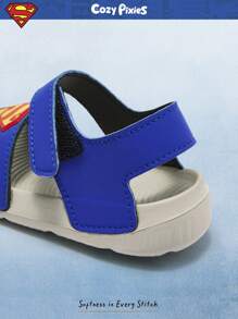SUPERMAN X Cozy Pixies Sommer Baby Sandalen mit niedlichem Cartoon-Design, atmungsaktive Outdoor Lässig Sandalen mit Klettverschluss, leichte rutschfeste EVA Sohle Kleinkind Sandalen für verschiedene Anlässe