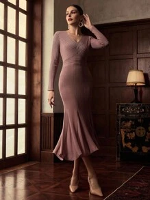 ZEYLAH 优雅V领鱼尾下摆渐变腰连衣裙，秋冬 - 藕粉色 - 查看 4