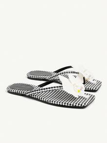 CUCCOO CHICEST Women's Floral Checkered Print Square Toe Flat Sandals, Elegant Sweet Romantic Casual Comfortable Black White Contrast Fabric Ladies Slip-On Flip Flops, Suitable For Afternoon Tea, Dates, Parties, Elegant Outfits, Vacation, Beach, Hawaii Island Style - Black and White - View 10