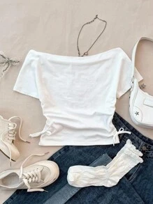 少女休闲露脐上衣，酒红色80号印花，短袖修身款，春夏时尚基础款，百搭运动风，返校季必备