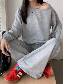 少女春冬基本款针织纯灰色宽松露肩不对称领口长袖运动衫和喇叭裤运动套装，两件套服装 - 灰色 - 查看 4