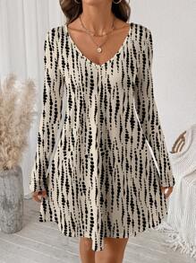 SHEIN LUNE Women's Casual Tie-Dye Striped V-Neck Printed Long Sleeve Short Dress, Suitable For Autumn/Winter