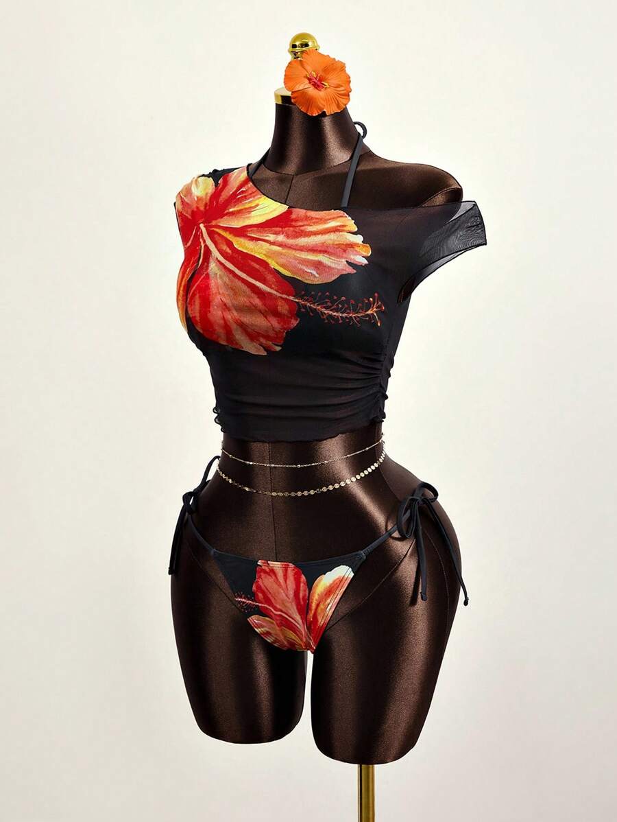 Zestiva Springbreak 女士三件套比基尼套装：花卉印花吊带上衣、黑色荷叶边罩衫和侧系带泳裤 - 黑色 - 查看 1