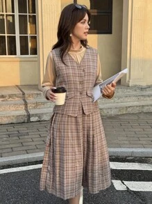 3pcs Set: Button Decor Sleeveless Top + Round Neck Undershirt + Mid-Length Pleated Skirt - Khaki - View 6