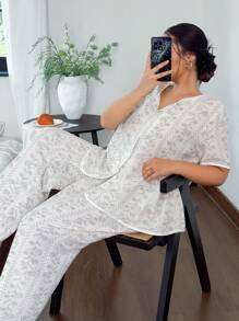 SHEIN Plus Size Bubble Wrinkle Print Shirt & Pants Set, Outfits - Apricot - View 1