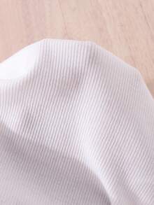 SHEIN 2pcs Young Girls Knitted Ivory Stand Collar Long Sleeve Frill Trim Rose Button Blouse & Plaid Khaki Pants Set, Elegant Commuter Fashion Outfit For Autumn/Winter Girls Plaid Set Girls Checkered Outfit Two Pieces Kids Set Plaid Girl Plaid Pants Set Toddler Girl Plaid Outfit - Grey - View 8