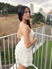 Lucia Bellido 法式甜美荷叶边吊带背心扭结上衣搭配双荷叶边下摆 A 字迷你裙 2 件套女士春夏 - 杏色 - 查看 5