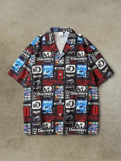 Discovery X SHEIN Camisa casual de manga corta con botones y gráfico de letras para hombres