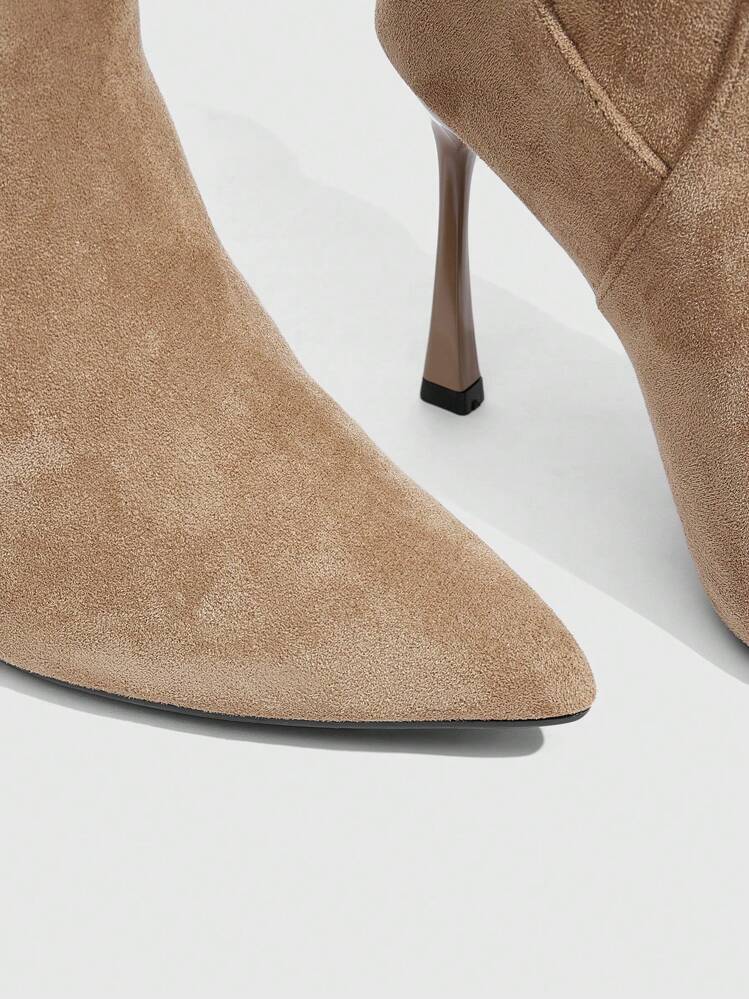 CUCCOO SZL Botas Altas da Coxa de Camurça Sintética Cor de Damasco com Saltos Altos da Moda para Mulheres - Castanho - Visão 4