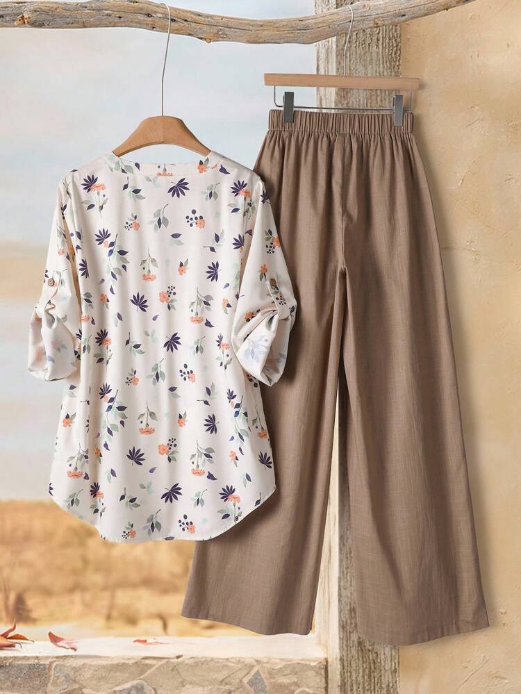 Women's V-Neck Short Sleeve Botanical Print Casual Top And Straight Leg Pants 2 Pieces Set Women Clothes Business Casual Woman  Fairycore  Work/Office Blouse And Pants Set Shirt Sets For Women Linen Set Women Cotton Sets Women Floral Shirt And Pants Set Fall Clothes For Women  Autumn Clothes  Autumn Women Women's Winter Clothes