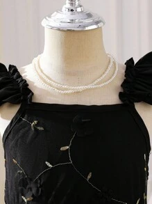 SHEIN Glamorique Kids 少女优雅吊带荷叶边袖刺绣网纱花卉装饰腰部A字公主裙，适合节日派对、生日礼物、度假、夏季穿着 - 黑色 - 查看 4