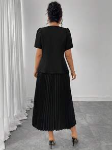 Elenzga Plus Size Women Metal Button Decor Round Neck Top And Pleated Skirt Elegant 2 Pieces Set