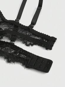 ROMWE Grunge Punk Punk Lace Trim Metal Chain Underwire Bralette - Black - View 4