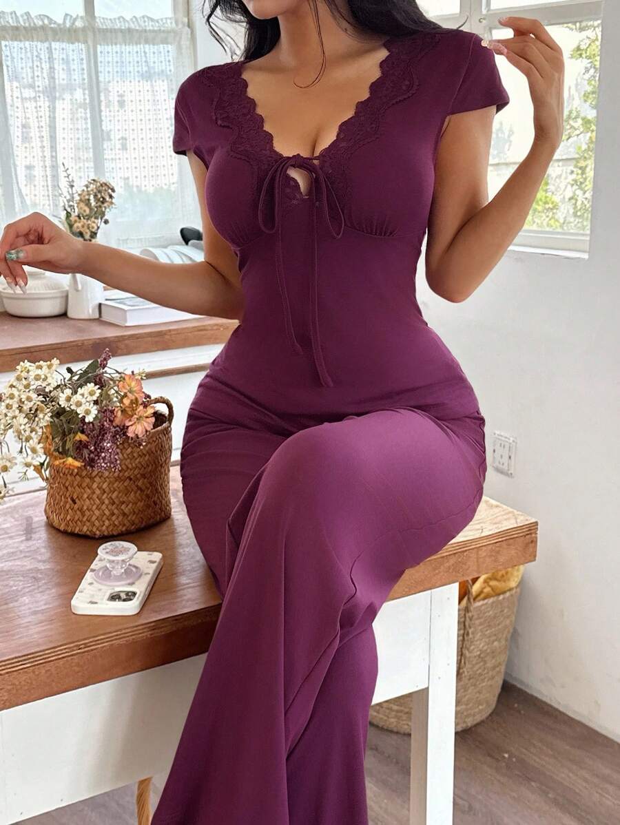 DUSKBASE Lace Trim Deep V-Neck Tie Bow Design Fitted Women Pajama Set - Purple - View 1