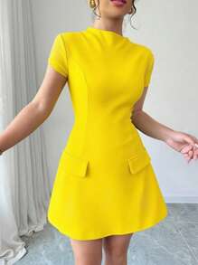 SHEIN PETITE 女士优雅纯色立领短袖仿口袋简约短款黑色连衣裙，适合新年服装