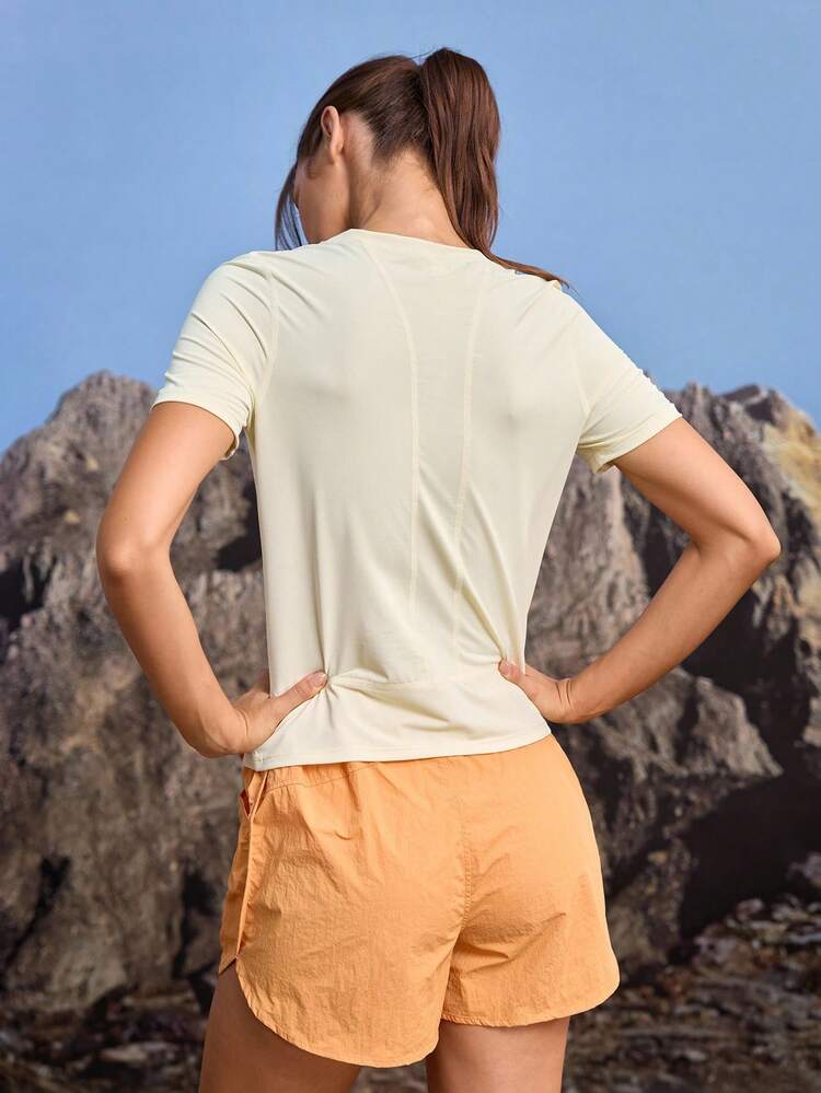 In My Nature 女士纯色休闲户外运动短袖T恤 - 黃色 - 查看 6