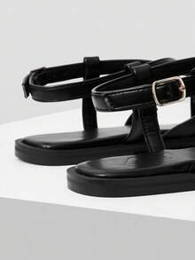 CUCCOO BIZCHIC 女士时尚设计搭扣交叉腰带休闲日常旅行通勤度假沙滩平底凉拖鞋 - 黑色 - 查看 8