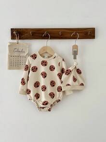 SHEIN Ensemble body et chapeau imprimé biscuit mignon, confortable et décontracté pour bébé garçon, adapté à l'automne/hiver, convient pour le loungewear et le port quotidien en automne - Nude - Voir 4