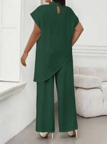 SHEIN Lady 2025 New Plus Size Women Dark Green Solid Loose Asymmetric Hem Elegant Blouse Winter Valentine's Day New Year Party Green Wedding Guest Batwing Sleeve Top Fall Women Green Elegant Top