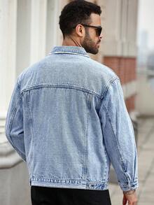 Manfinity Homme Chaqueta vaquera casual con bolsillos y efecto desgastado para hombre talla grande, otoño - Lavado ligero - Ver 2