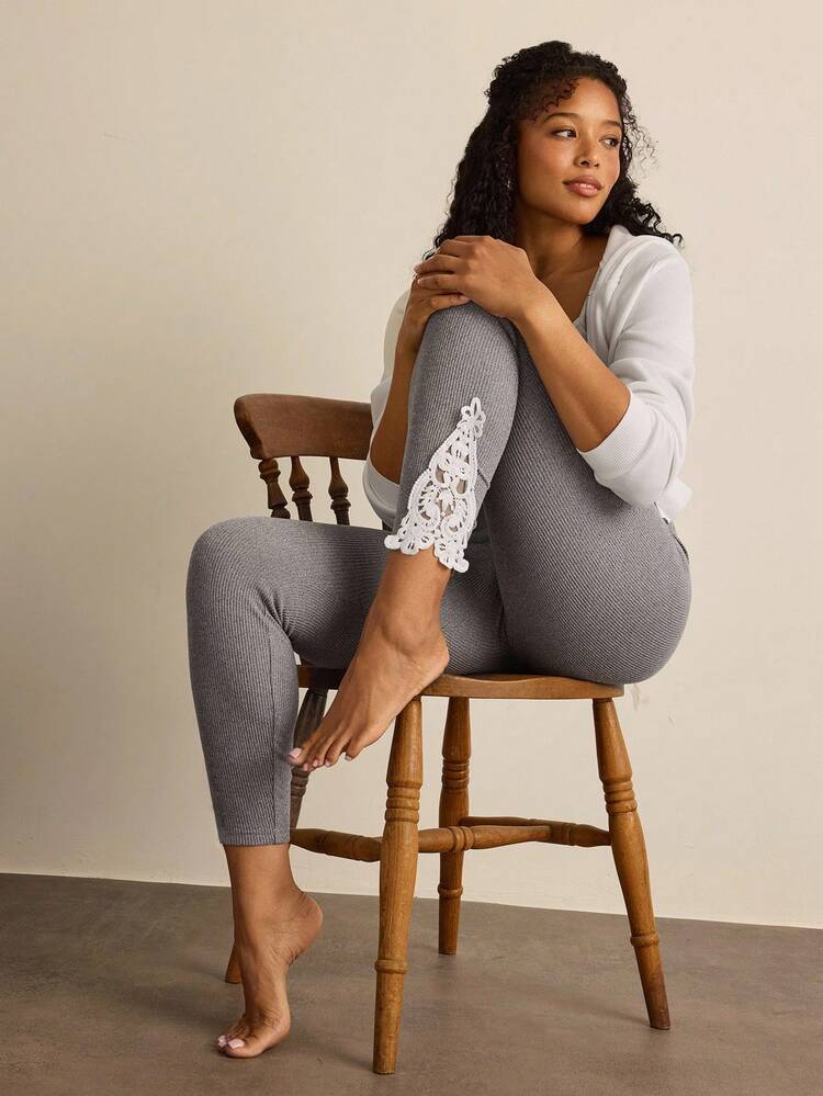 SHEIN VCAY Quần legging nữ cỡ lớn thoải mái, vừa vặn, thích hợp cho mùa thu đông, tập gym, chạy bộ, đi chơi mùa thu. - Màu xám đen - Xem 2