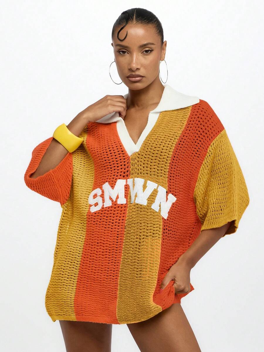 SUMWON WOMEN Áo len móc len kẻ sọc cỡ lớn cổ chữ V, áo chui đầu, cổ polo trễ vai, logo chữ nổi bật, thời trang thu đông Y2K - Nhiều màu - Xem 1