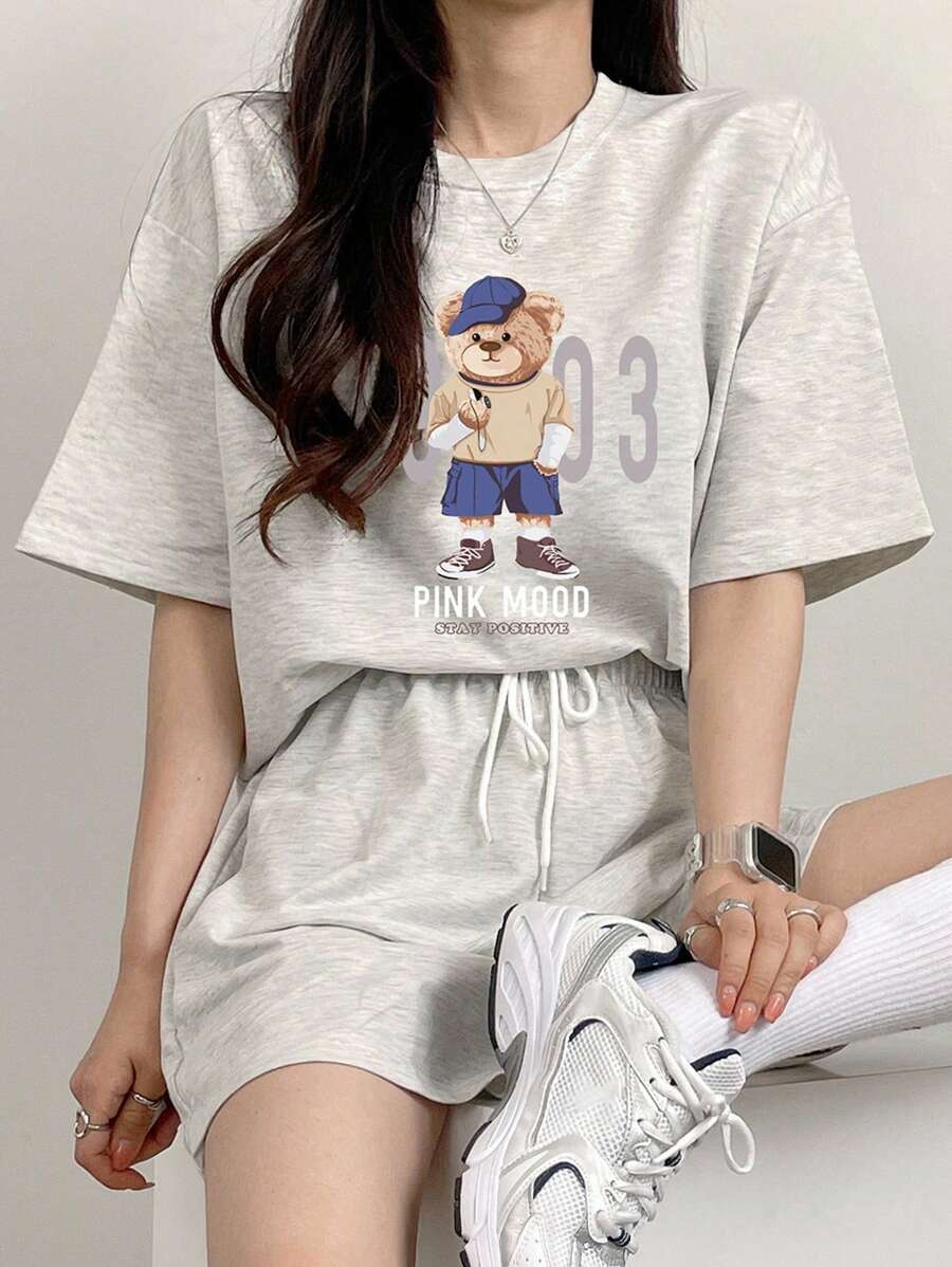 DAZY Conjunto deportivo de 2 piezas con camiseta de cuello redondo holgada y estampado de dibujos animados, y pantalones cortos, informal para primavera/verano, conjuntos de ropa de estar en casa para mujer - Gris - Ver 1