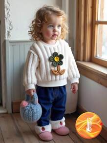 SHEIN طقم بلوزة وبنطلون شتوي للبنات مزين بزهرة ثلاثية الأبعاد