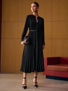 MOTF PREMIUM ALLOVER PRINT PLEATED BELTED DRESS - Black - View 4