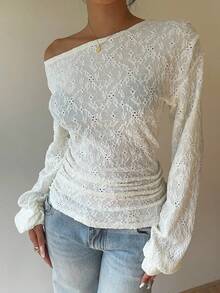 Siren Gaze 女士秋季斜肩刺绣图案T恤 白色蕾丝上衣 白色镂空上衣 白色露肩上衣 - 杏色 - 查看 3