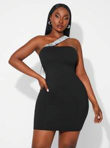 SHEIN SXY Plus Size Black Summer Girlism Night Out Club Elegant Party Sequin Embellished Fitted Mini Bodycon Dress,Slim-Fit,Suitable For Banquet,Cocktail,Prom - Black - View 5