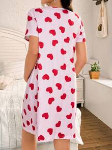 SHEIN Heart Print Round Neck Single-Breasted Pocket Short Sleeve Maternity Nightgown