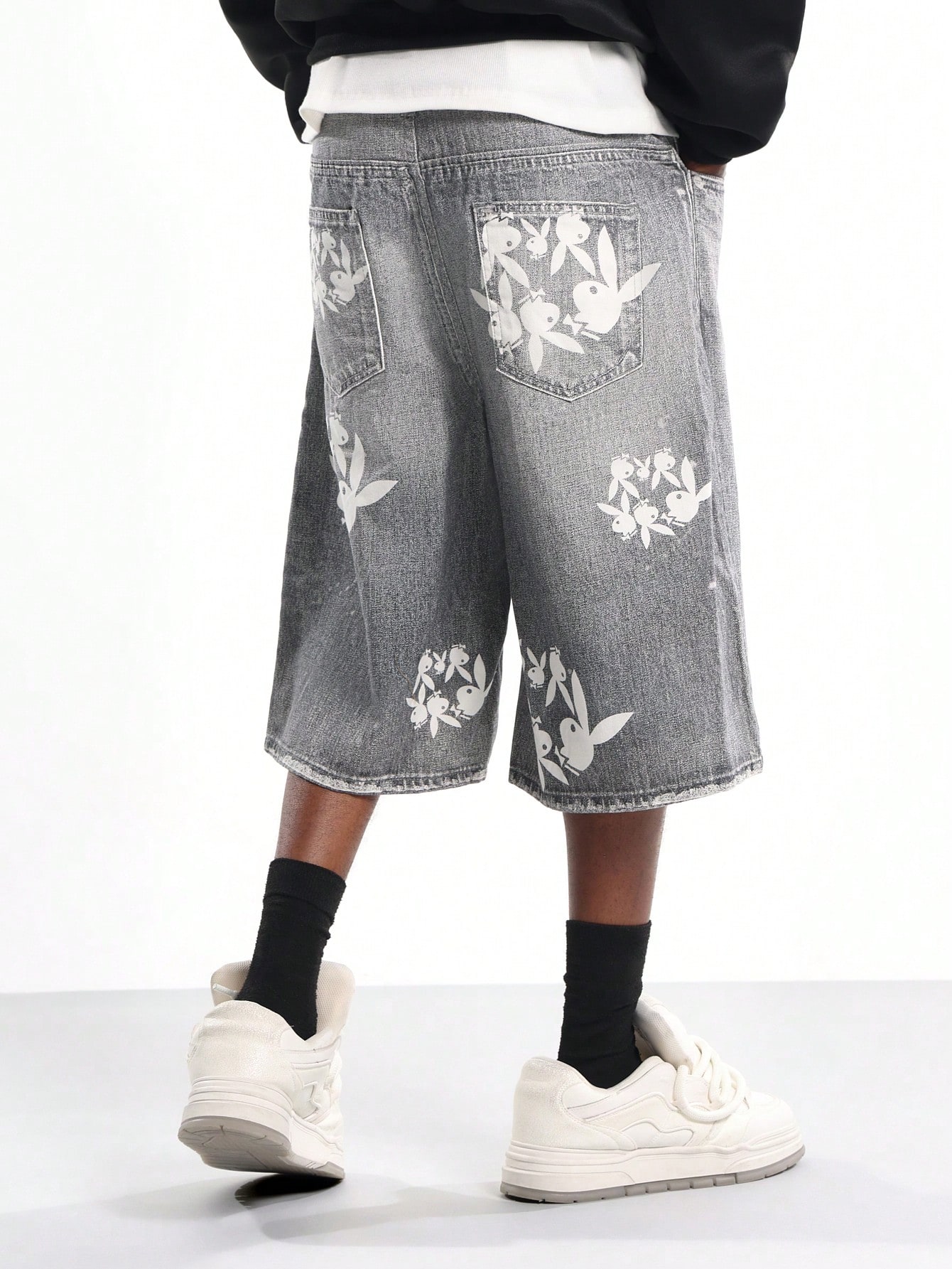 PLAYBOY X SUMWON Jean large en jean à imprimé lapin