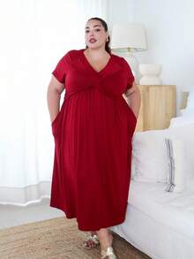 Pretty and Ole Rochie lungă și casual, cu mânecă scurtă și decolteu în V, mărime plus, pentru Crăciun, ținută maxi vișinie - Burgundia - Vizualizare 5