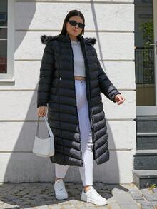 SHEIN Cottnline معطف بسحّاب مزود بغطاء رأس وطبقة حشوية مزينة بتقليم من الفرو الطويل بحجم بلس - الأسود - مشاهدة 4
