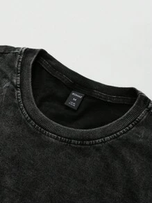 ROMWE MEN Street Life 男士深色哥特式 T 恤，独特眼睛图案，搭配前卫哥特式字体印花，万圣节，2000 年代风格 - 黑色 - 查看 4