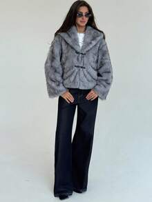 Aloruh 秋冬女式落肩长袖纽扣设计时尚宽松仿皮草夹克 - 棕色 - 查看 3