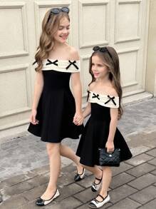 SHEIN 年轻女孩对比色蝴蝶结露肩镂空迷你连衣裙，黑色，返校节连衣裙，秋季连衣裙，返校节连衣裙，对比色蝴蝶结，拼接设计，无袖迷你连衣裙 - 黑與白 - 查看 1