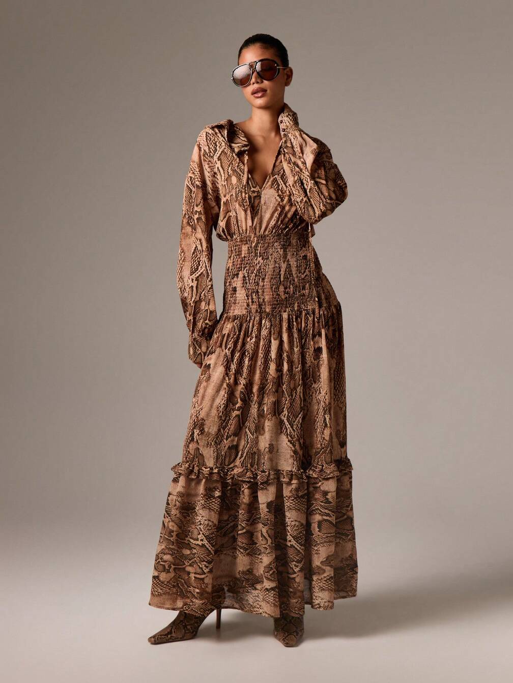 long sleeve snake print maxi dress Tinnie Elegant Tailored Long Sleeve Snake Print Woven Maxi Dress