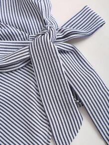 Sweetra 新款通勤百搭办公条纹蝴蝶结袖口喇叭袖女式衬衫秋季女装 - 藍白色 - 查看 5